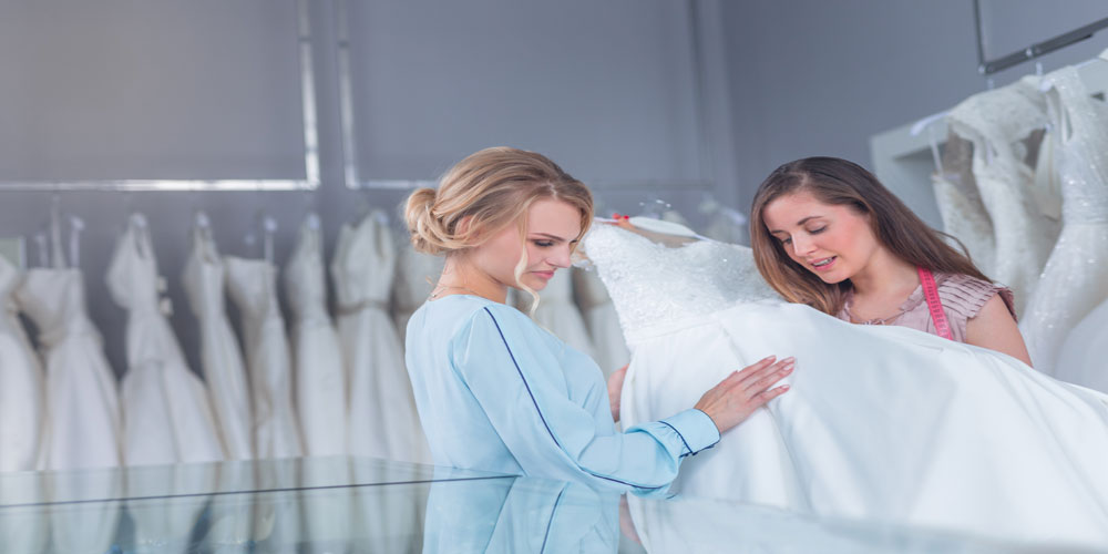 You are currently viewing Preserving Memories: How Wedding Dress Cleaners Make Your Gown Last a Lifetime