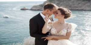 Read more about the article Weddings Without Breaking the Bank